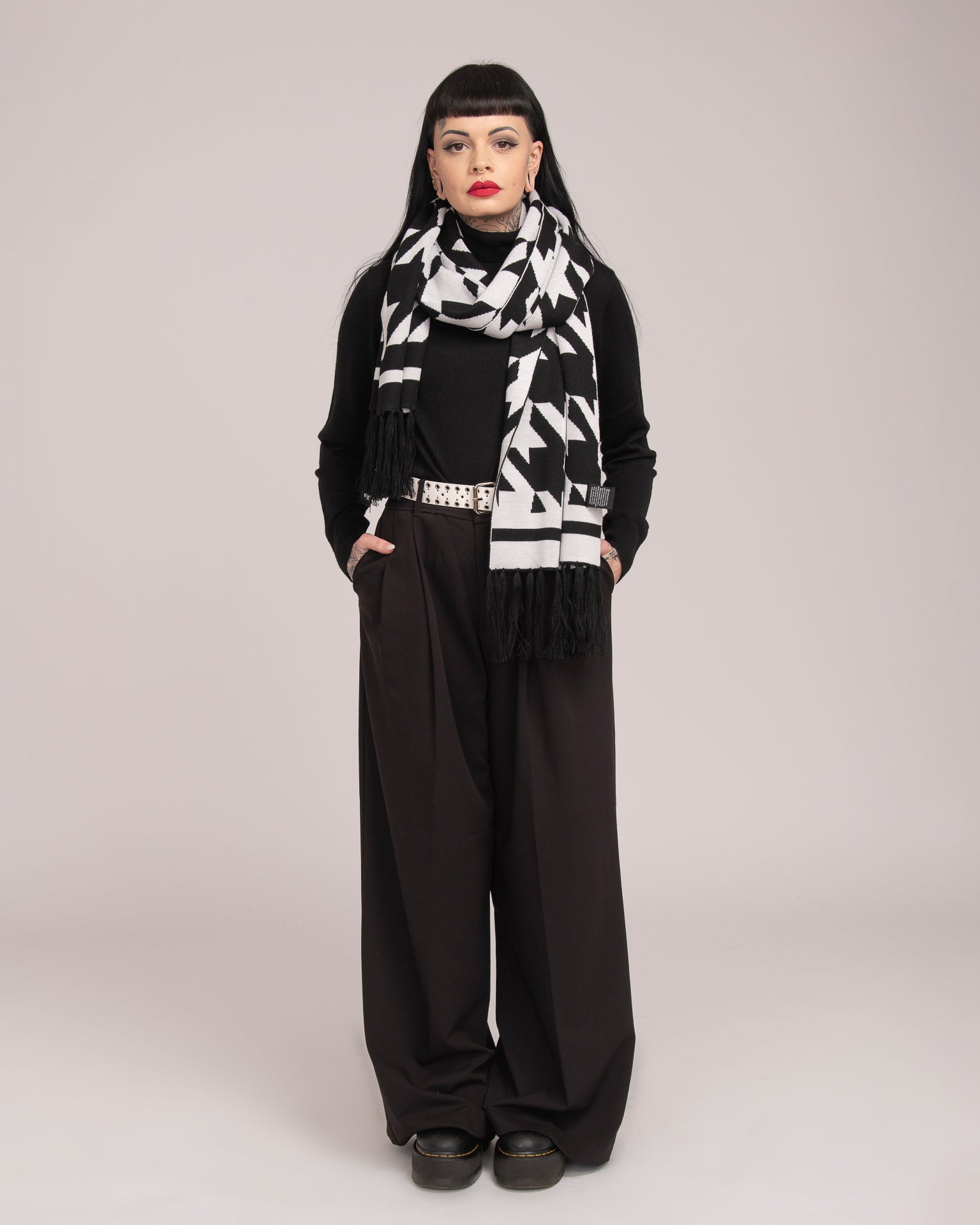 Australian Wool Scarf - Houndstooth