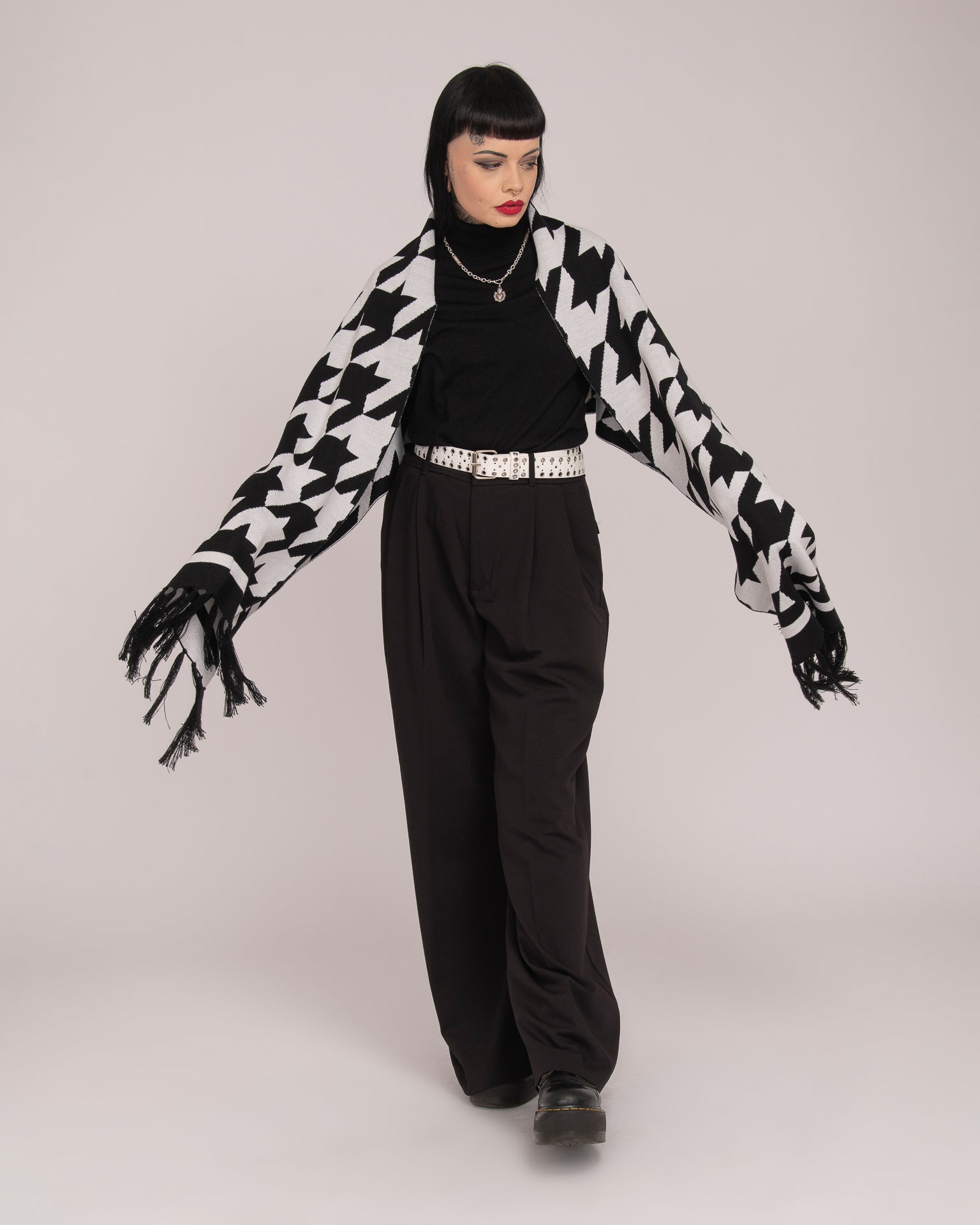 Australian Wool Scarf - Houndstooth