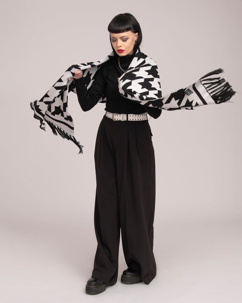 Australian Wool Scarf - Houndstooth