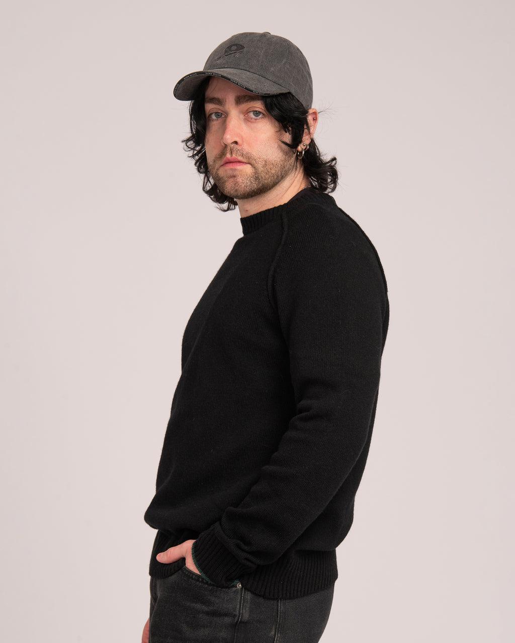 Australian Wool Men's Raglan Knit - Black