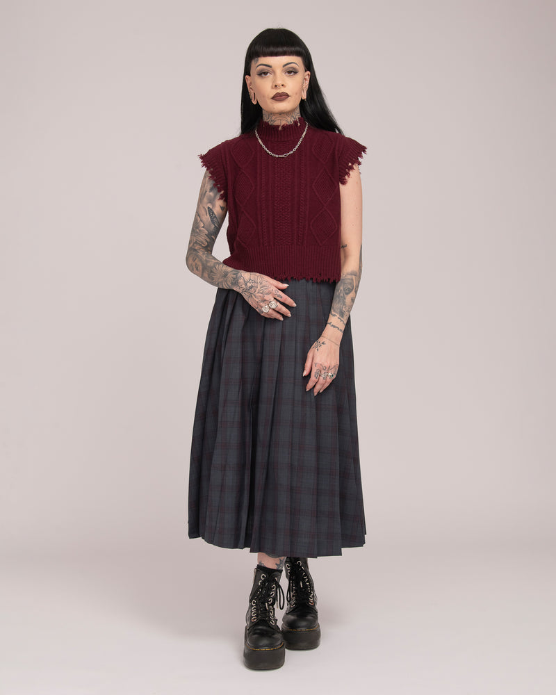 Cropped Cable Vest - Merlot
