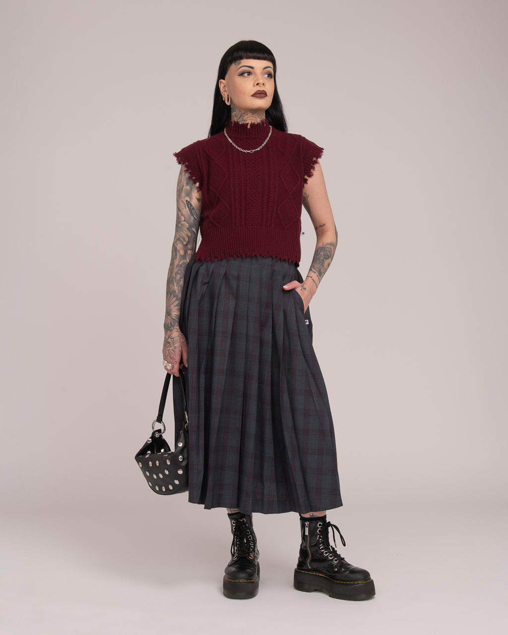Cropped Cable Vest - Merlot