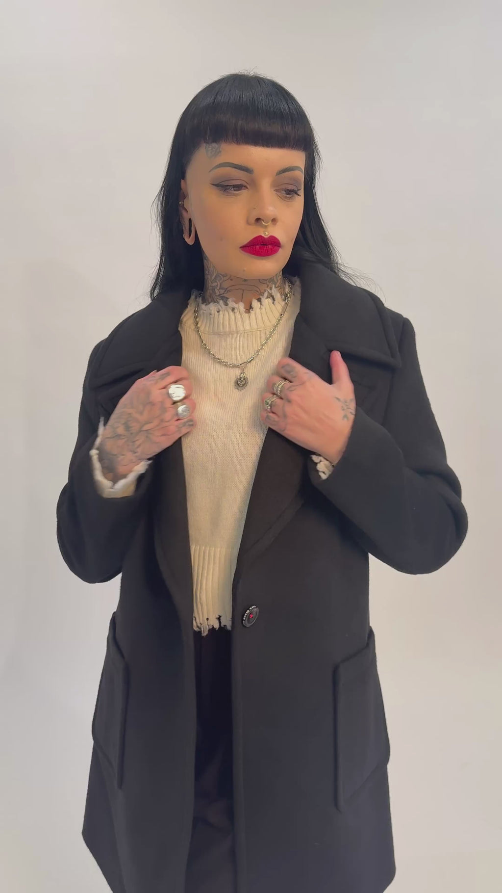 Single-Breasted Black Wool Coat - Black