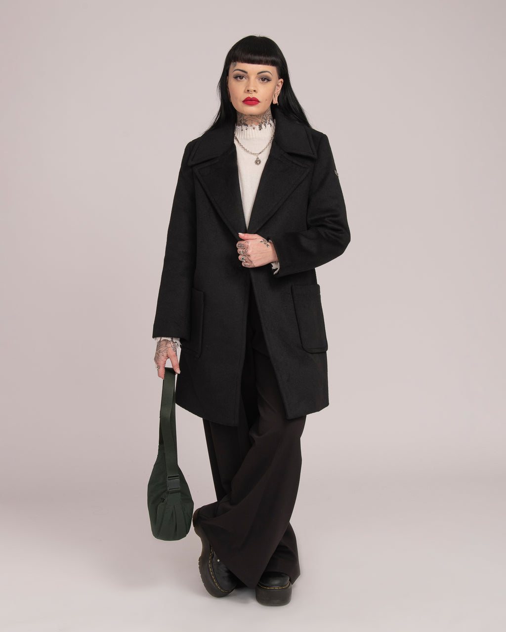 Single-Breasted Black Wool Coat - Black