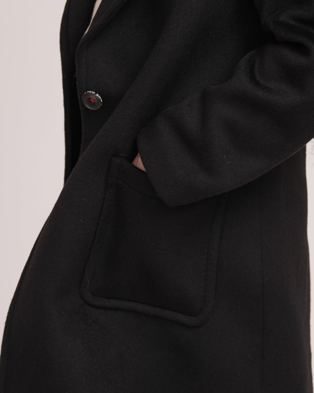 Single-Breasted Black Wool Coat - Black