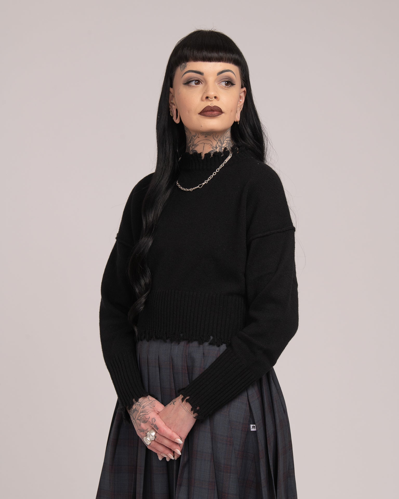 The Fractured Cropped Knit - Black