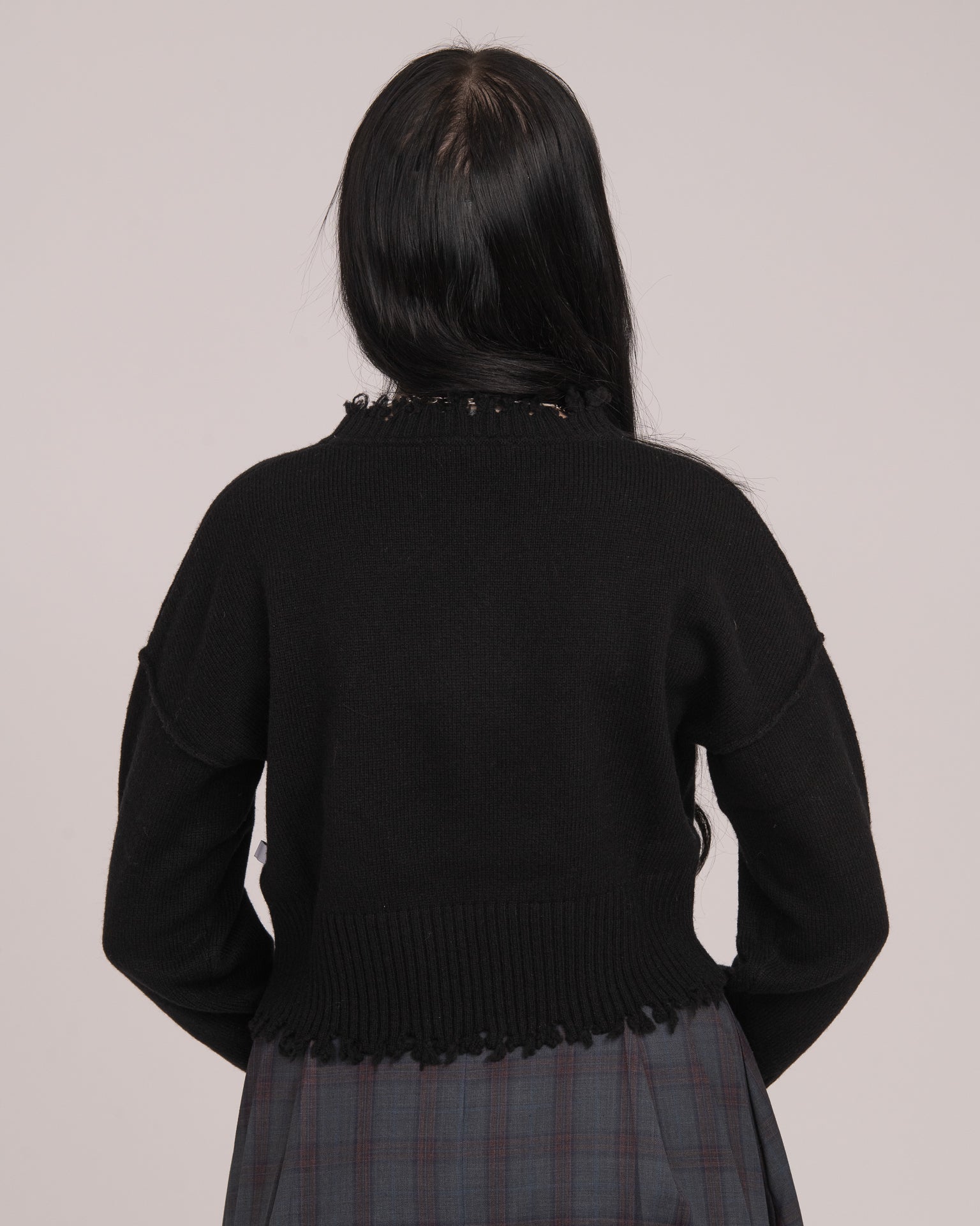 The Fractured Cropped Knit - Black