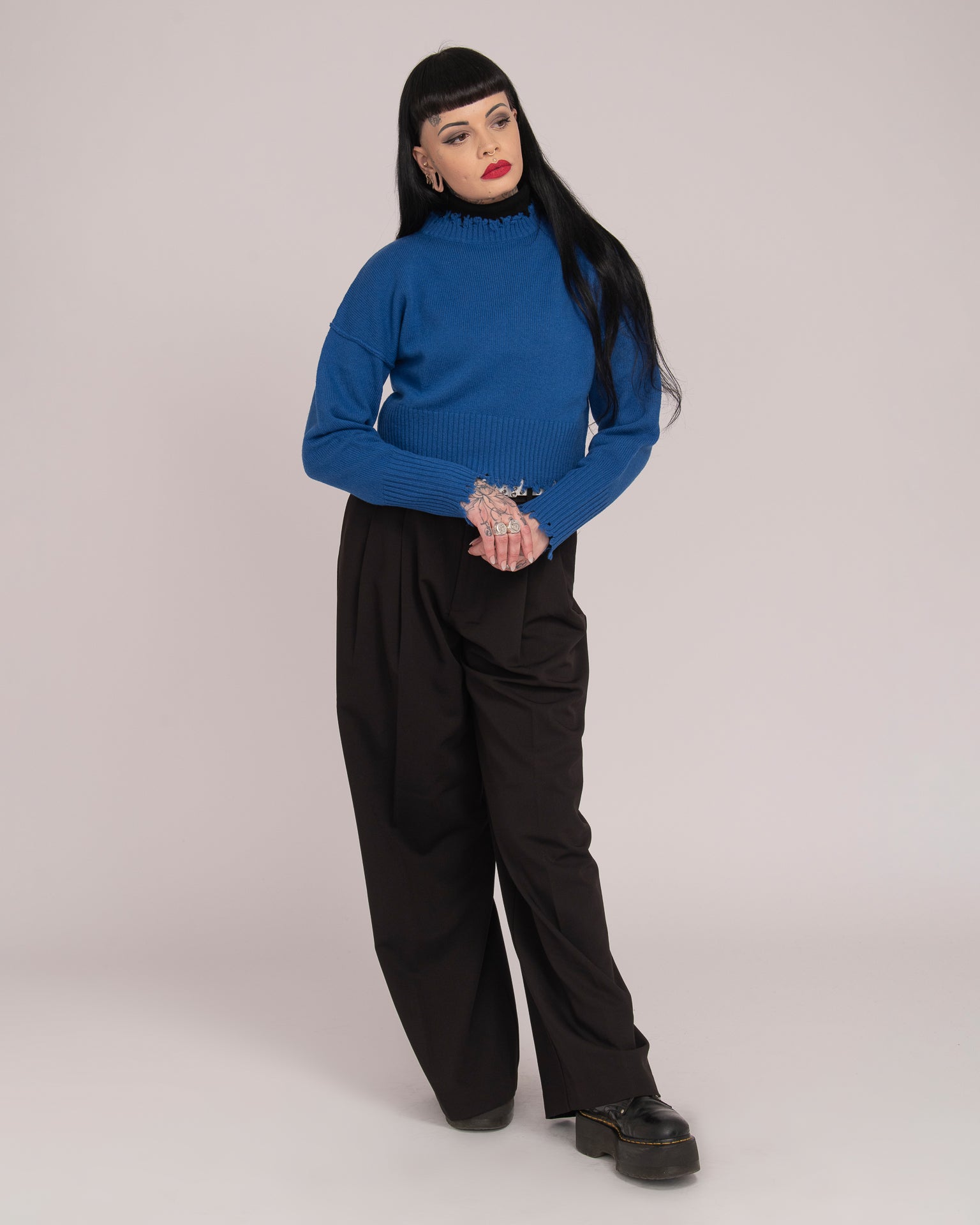 The Fractured Cropped Knit - Blue
