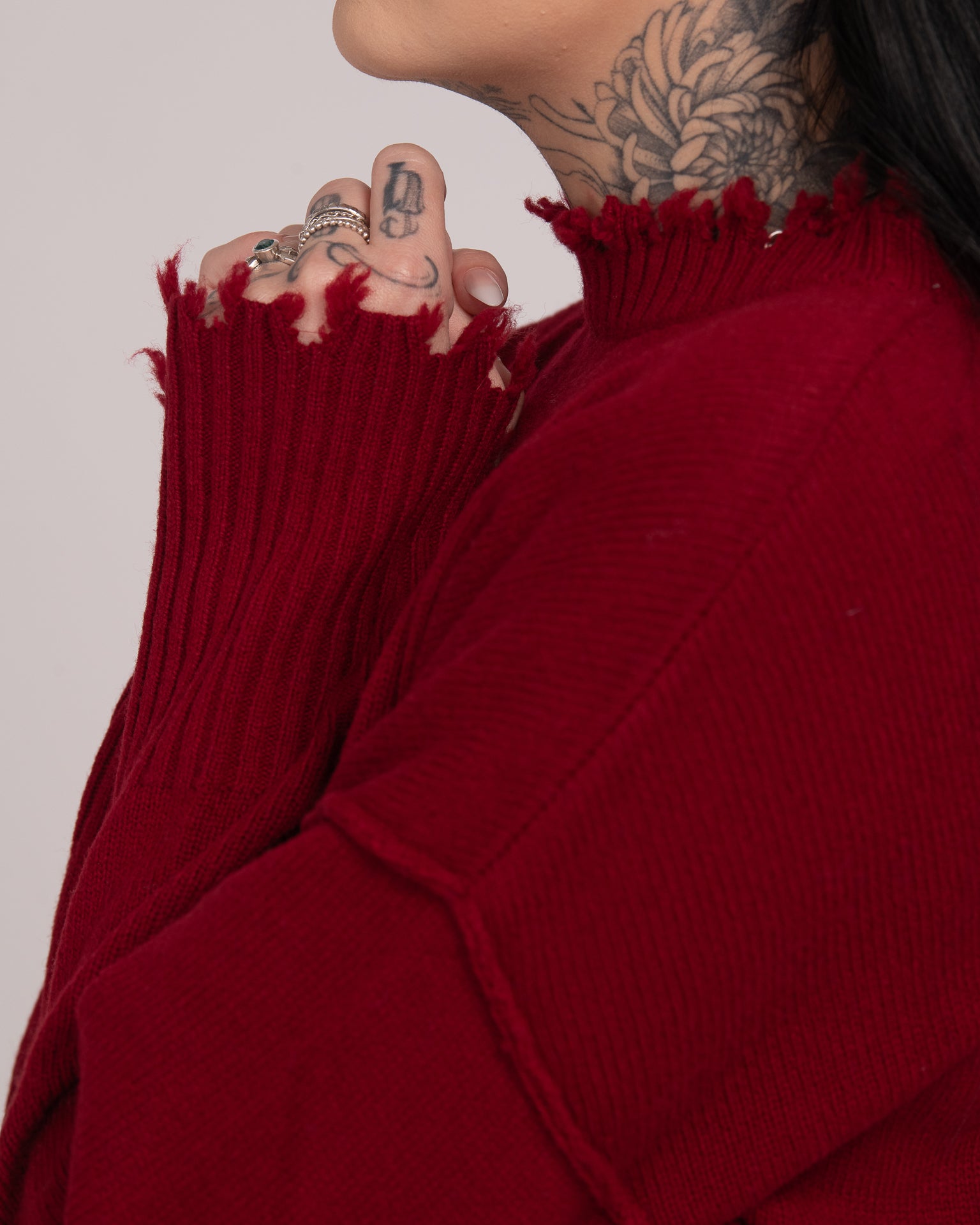The Fractured Cropped Knit - Merlot